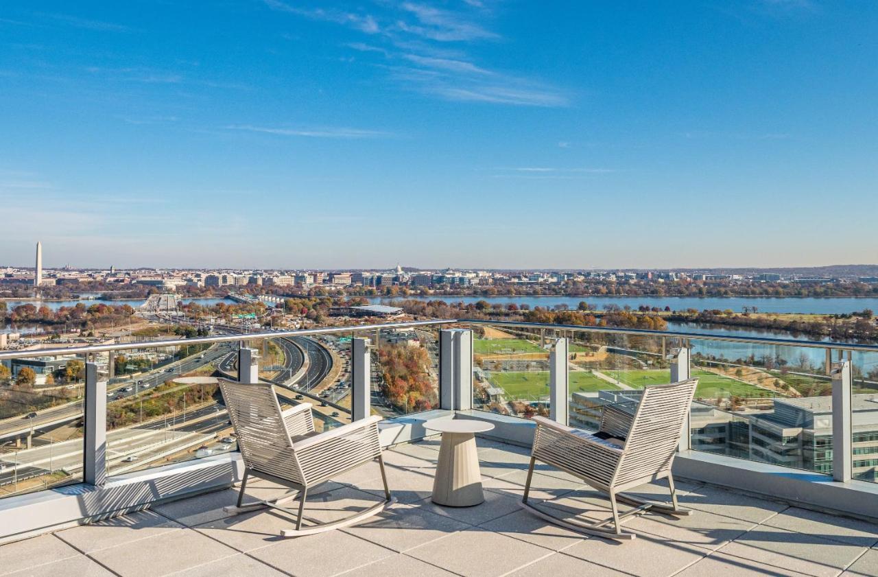 Global Luxury Suites Crystal City 알링턴 외부 사진
